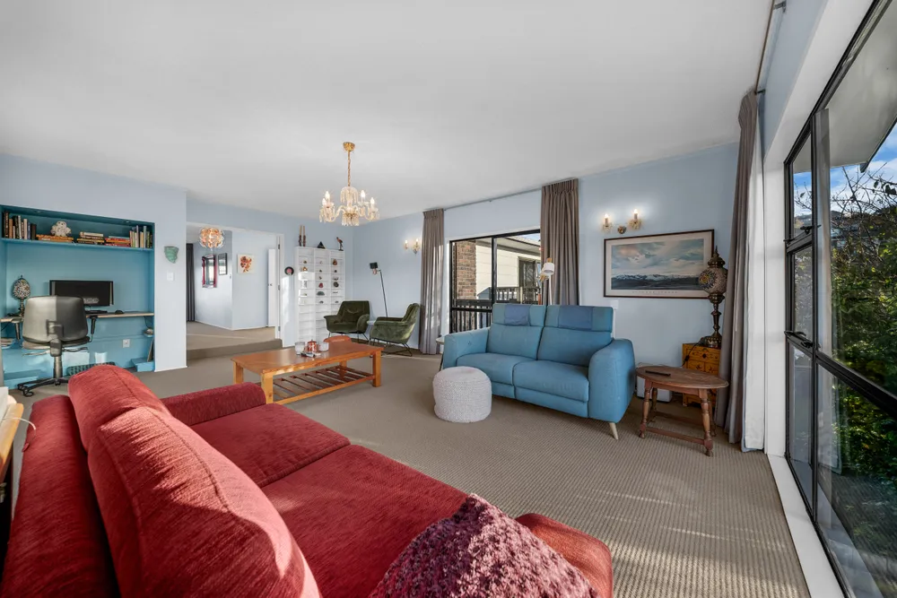 Photos of 126 Chelsea View Drive