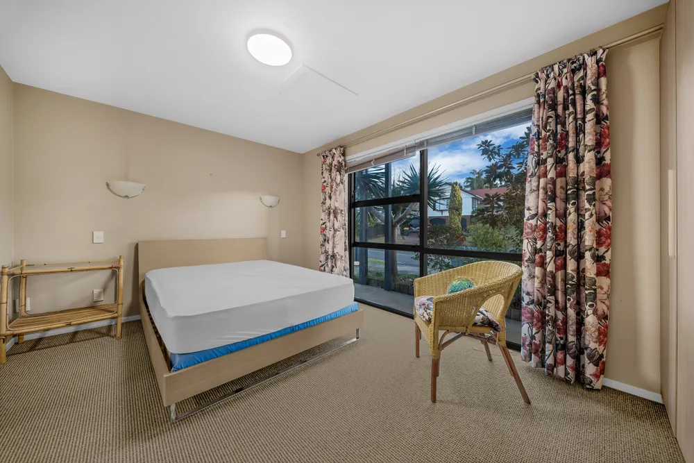 Photos of 126 Chelsea View Drive