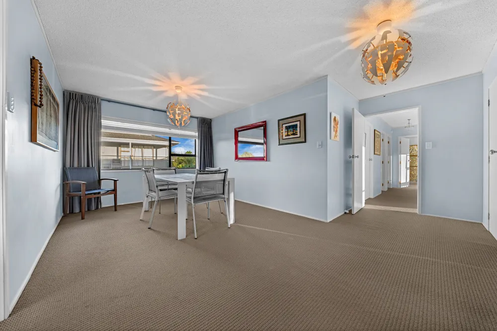 Photos of 126 Chelsea View Drive