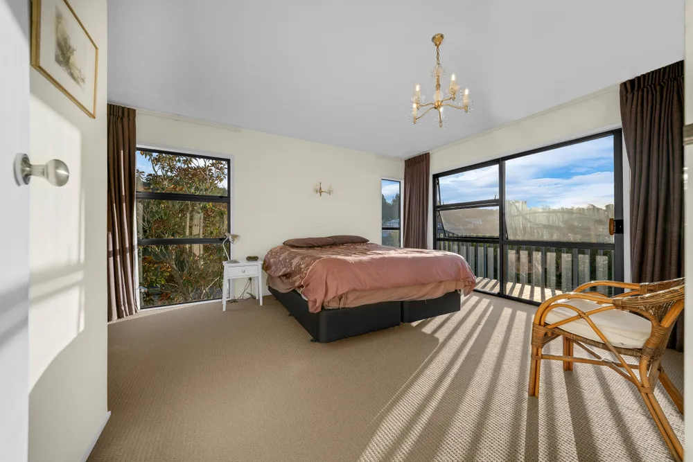 Photos of 126 Chelsea View Drive