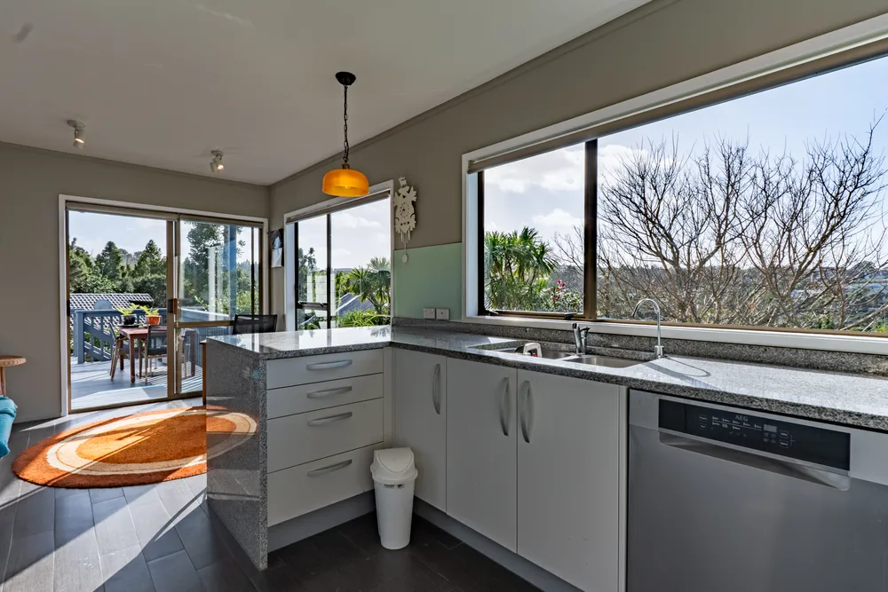 Photos of 126 Chelsea View Drive