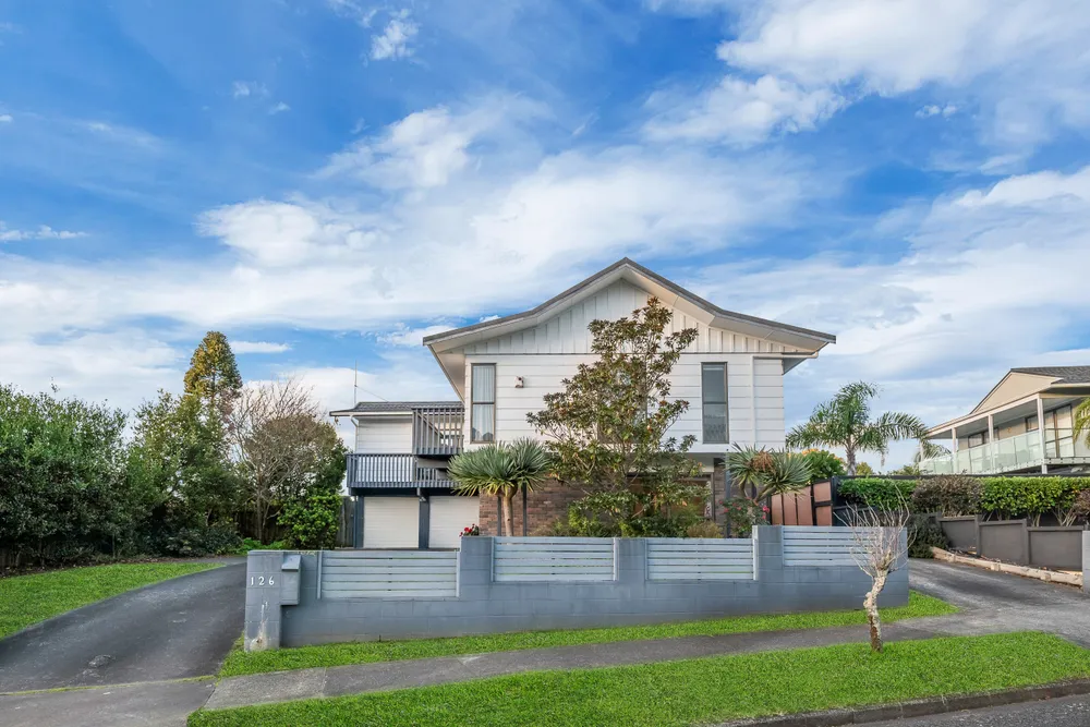 Photos of 126 Chelsea View Drive