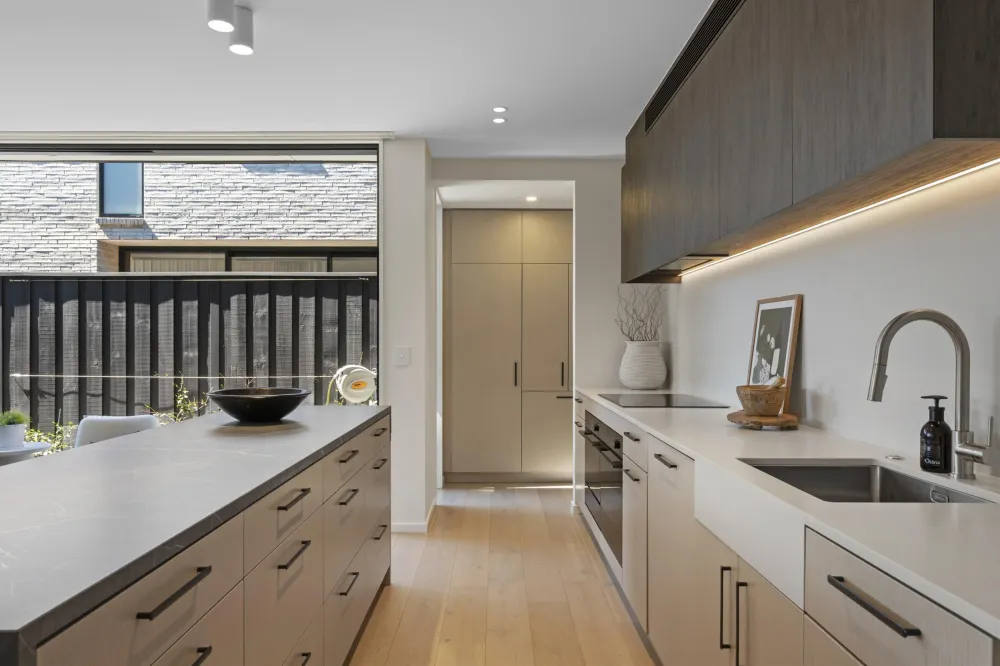 Photos of 32A Gracefield Avenue