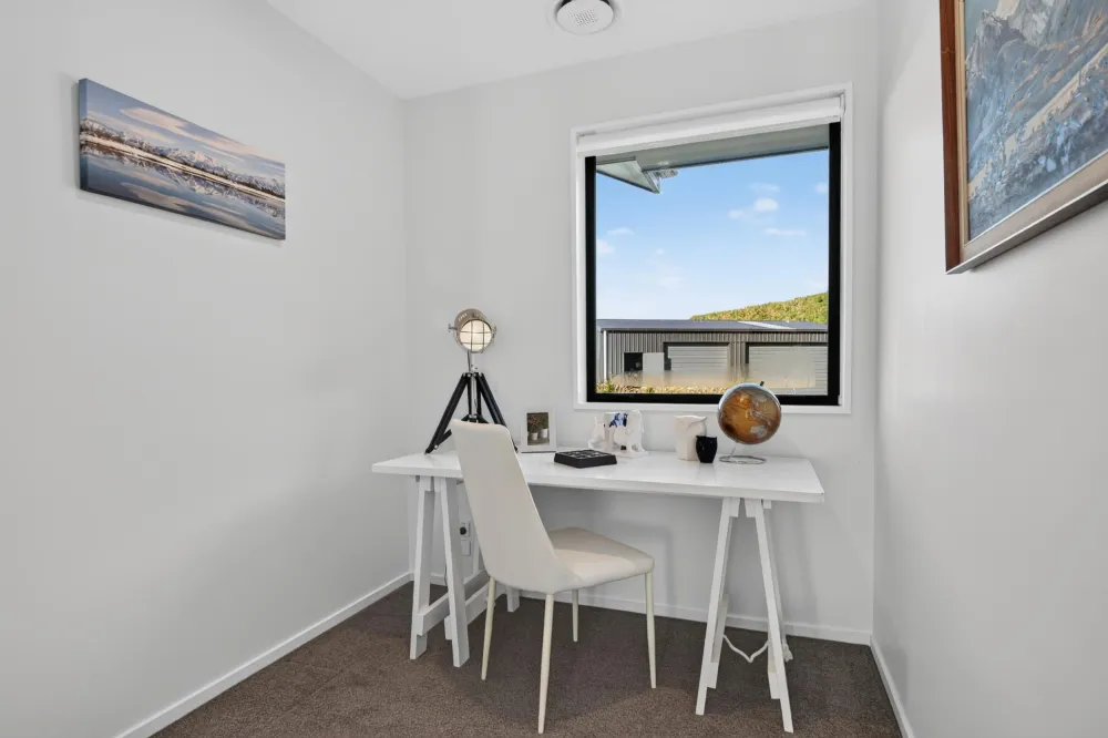 Photos of 20 Walford Way
