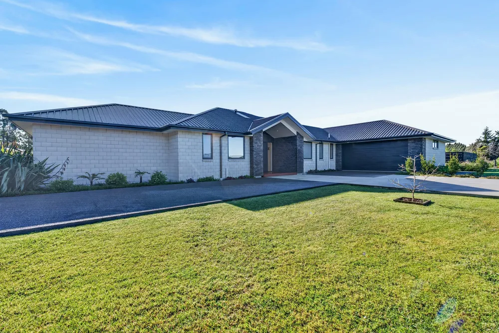 Photos of 20 Walford Way