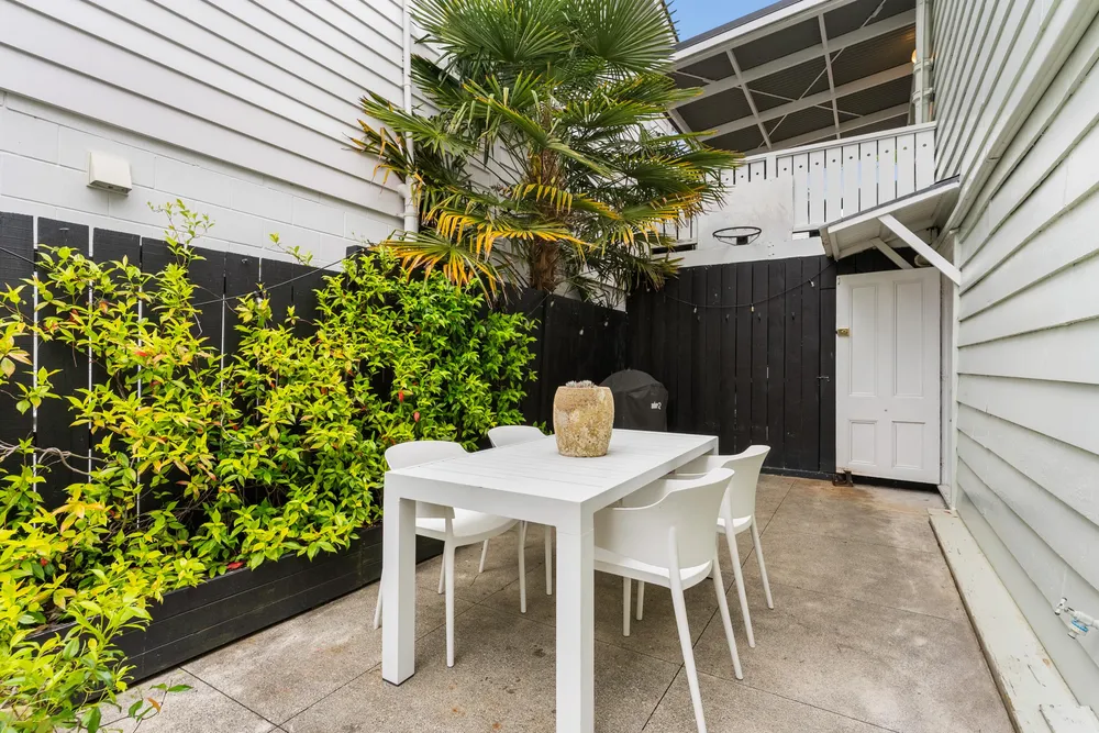 Photos of 6 Tahuna Street