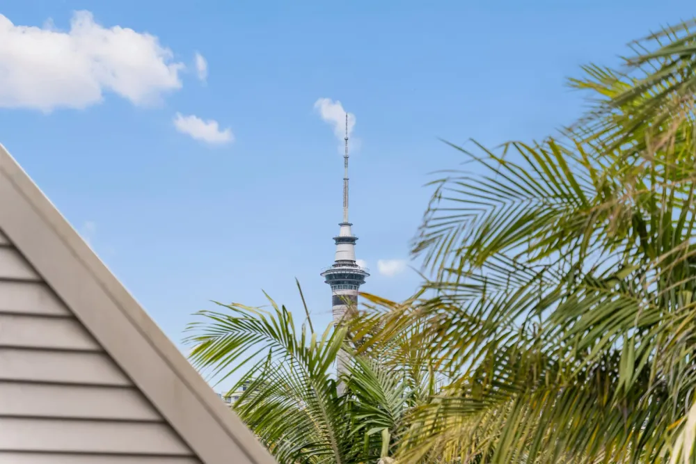 Photos of 6 Tahuna Street