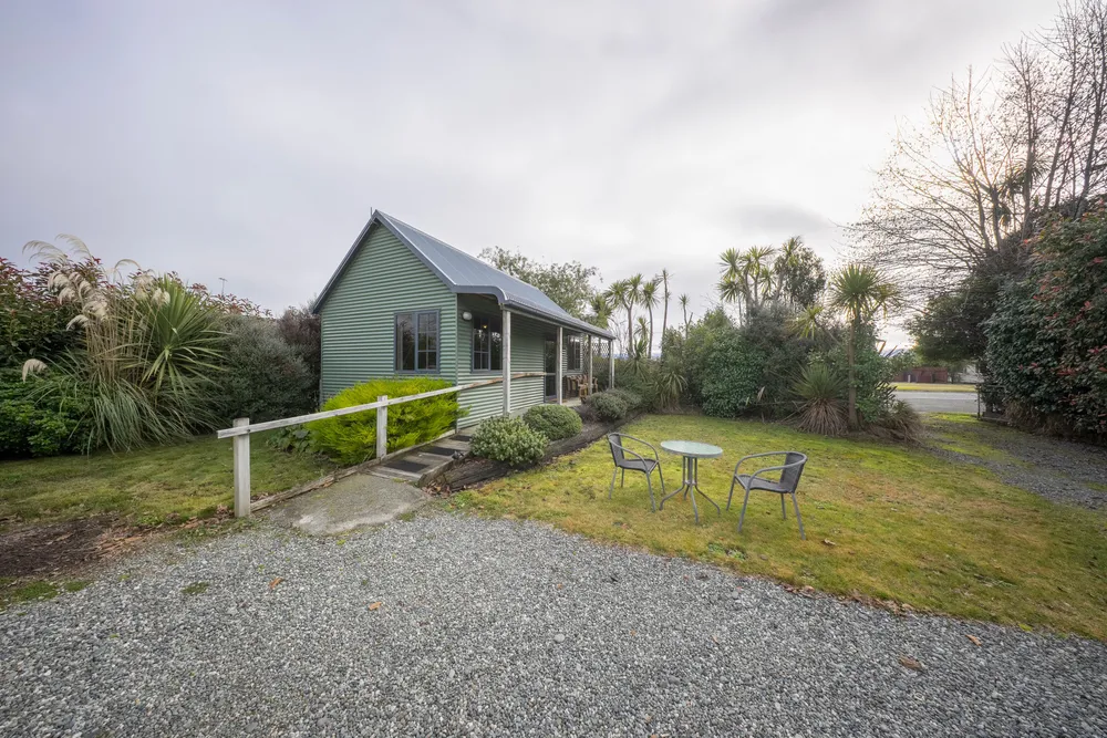 Photos of 216 Milford Road