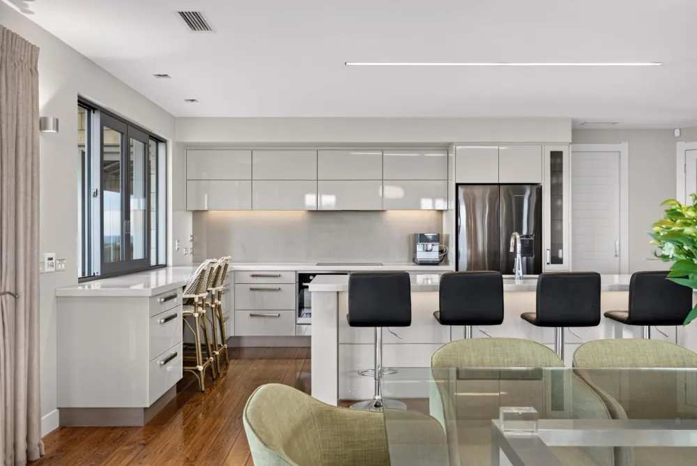 Photos of 185 Eskridge Drive