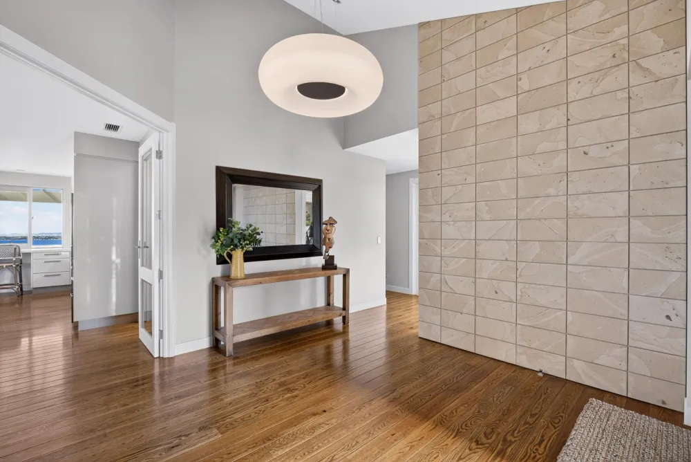 Photos of 185 Eskridge Drive