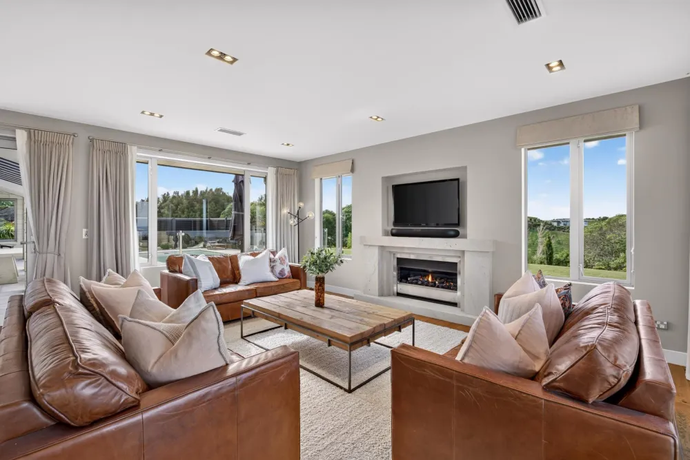 Photos of 185 Eskridge Drive