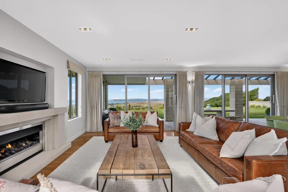 Photos of 185 Eskridge Drive