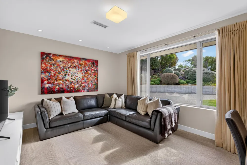 Photos of 185 Eskridge Drive