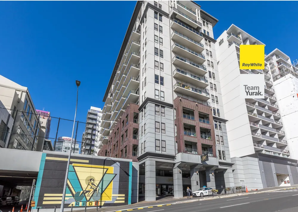 Photos of 901/22 Nelson Street