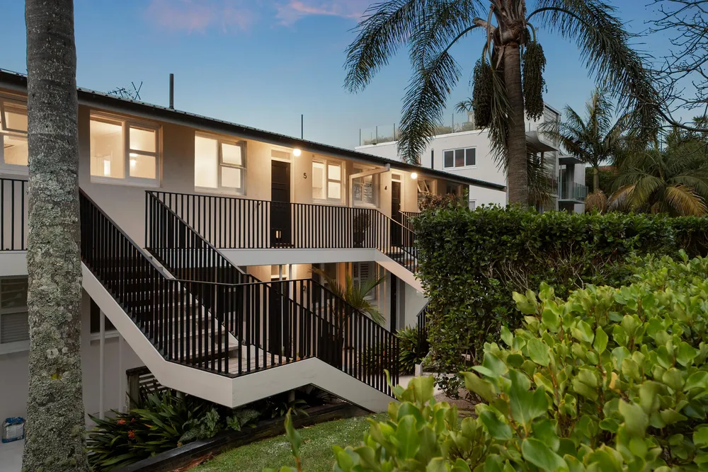 Photos of 13E Emmett Street