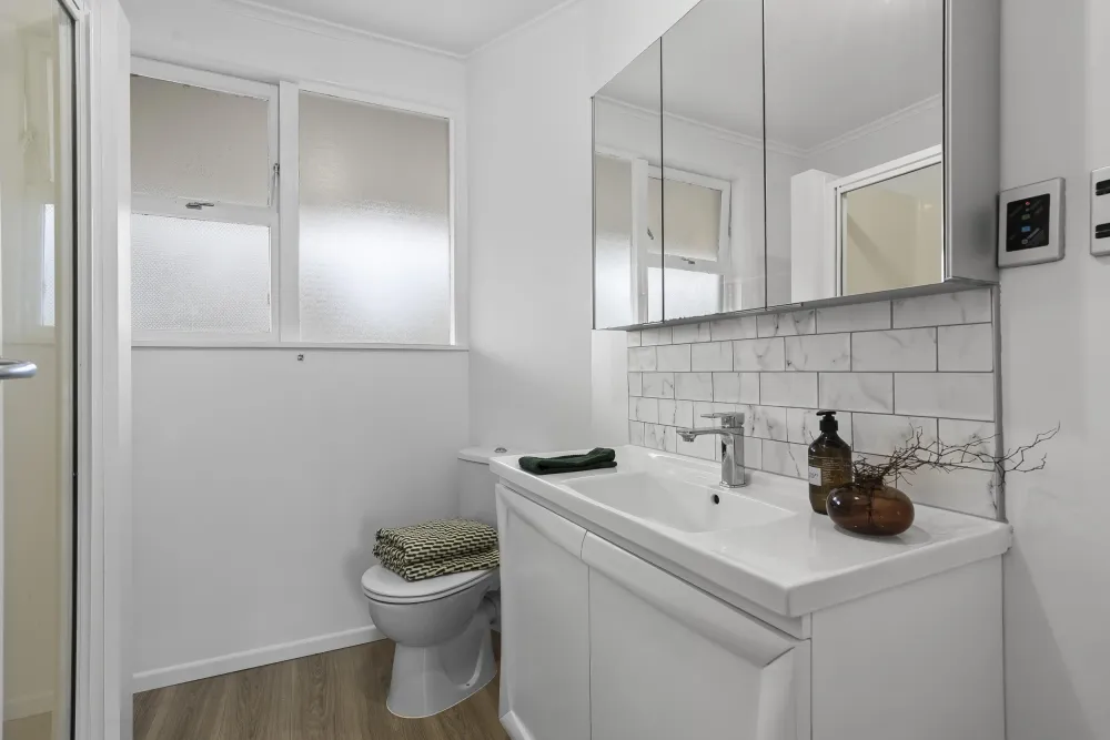Photos of 13E Emmett Street