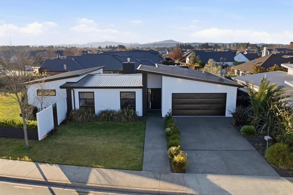 Photos of 42 Elm Drive