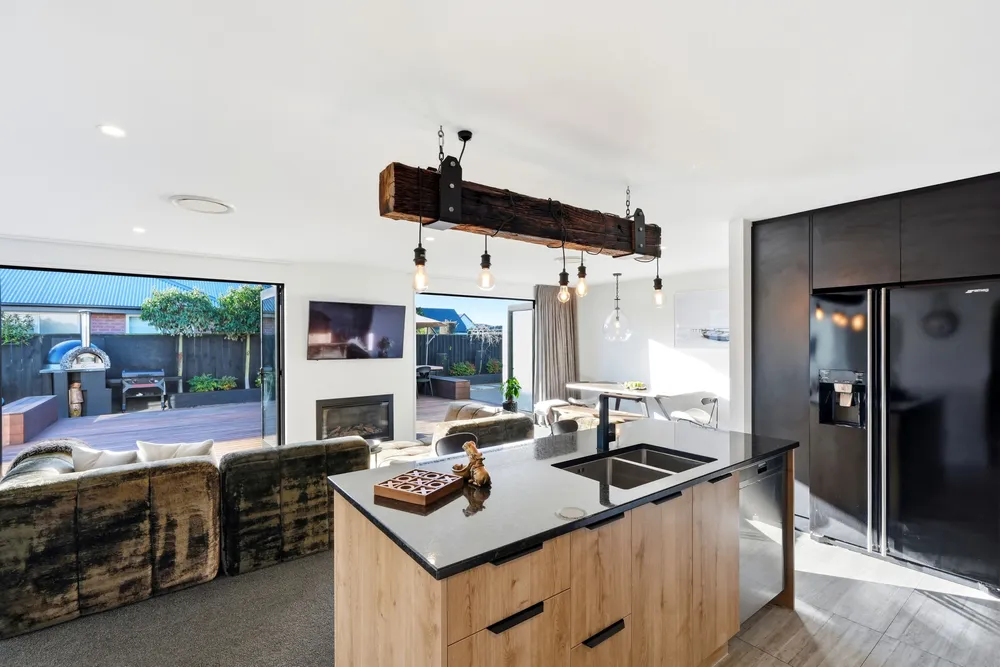 Photos of 42 Elm Drive