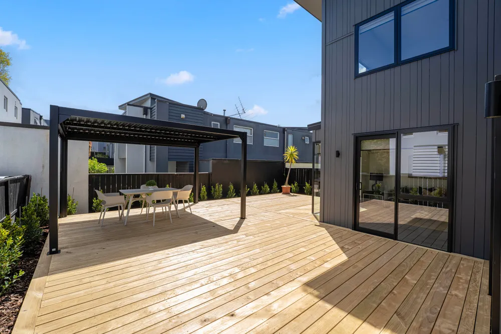Photos of 34 Esperance Road
