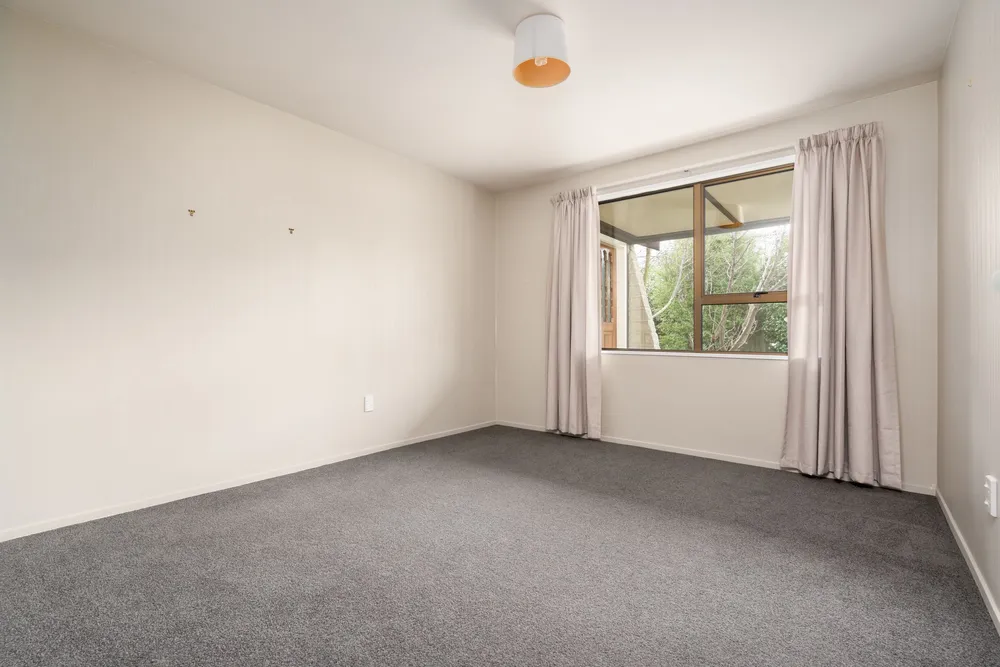 Photos of 38 Millstream Drive