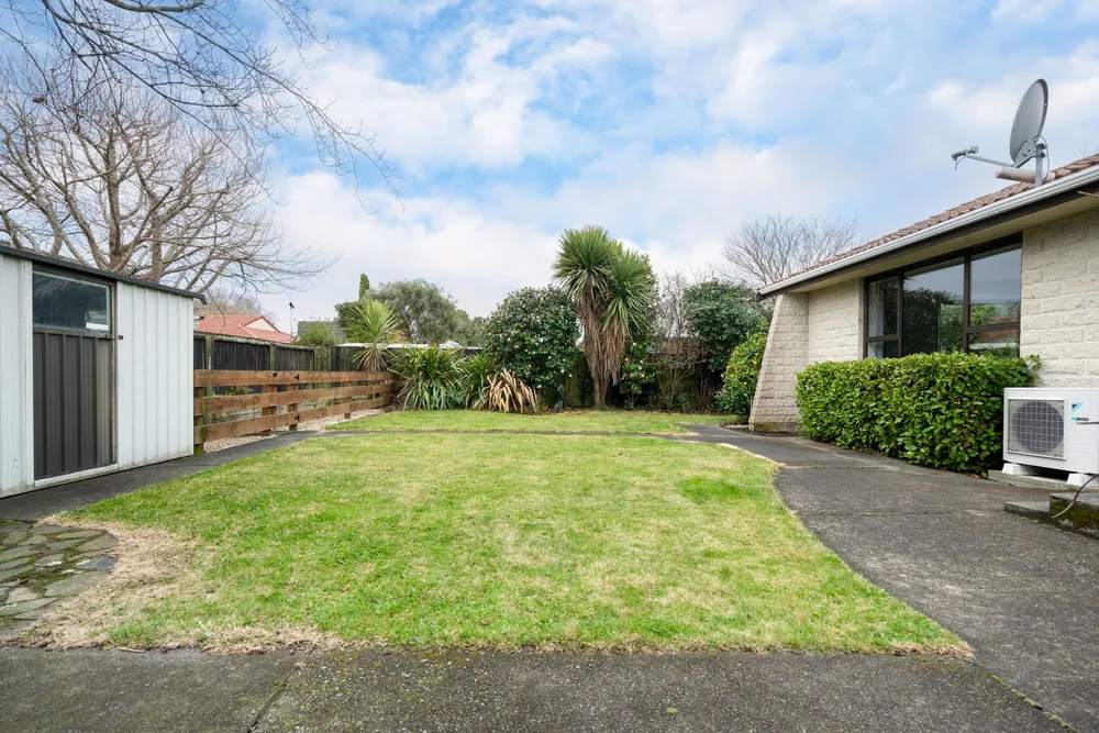 Photos of 38 Millstream Drive