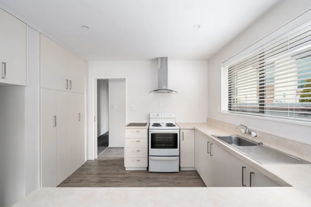 Photos of 38 Millstream Drive