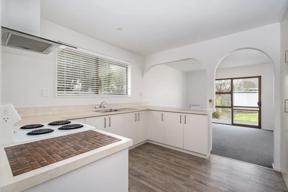 Photos of 38 Millstream Drive