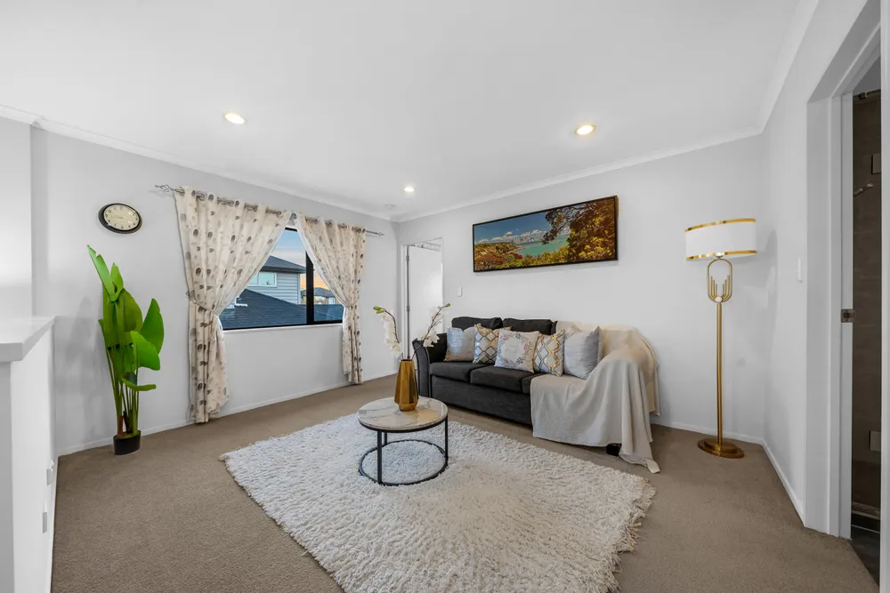 Photos of 133 Flat Bush School Road
