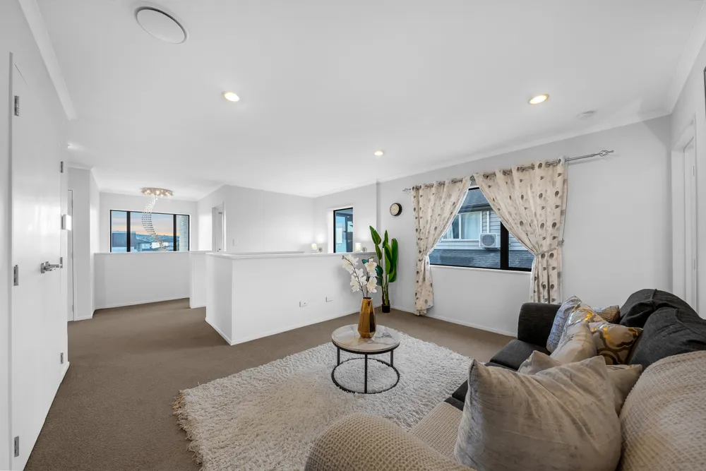 Photos of 133 Flat Bush School Road