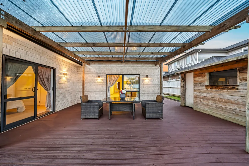 Photos of 133 Flat Bush School Road