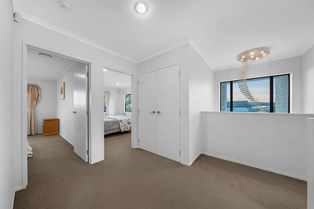Photos of 133 Flat Bush School Road