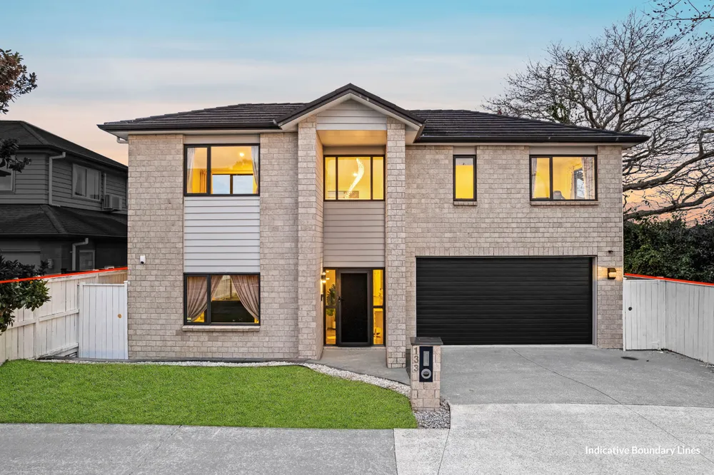 Photos of 133 Flat Bush School Road