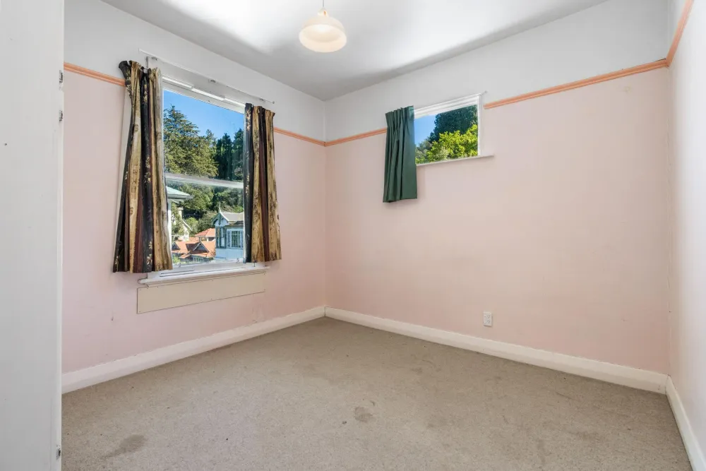 Photos of 359 York Place