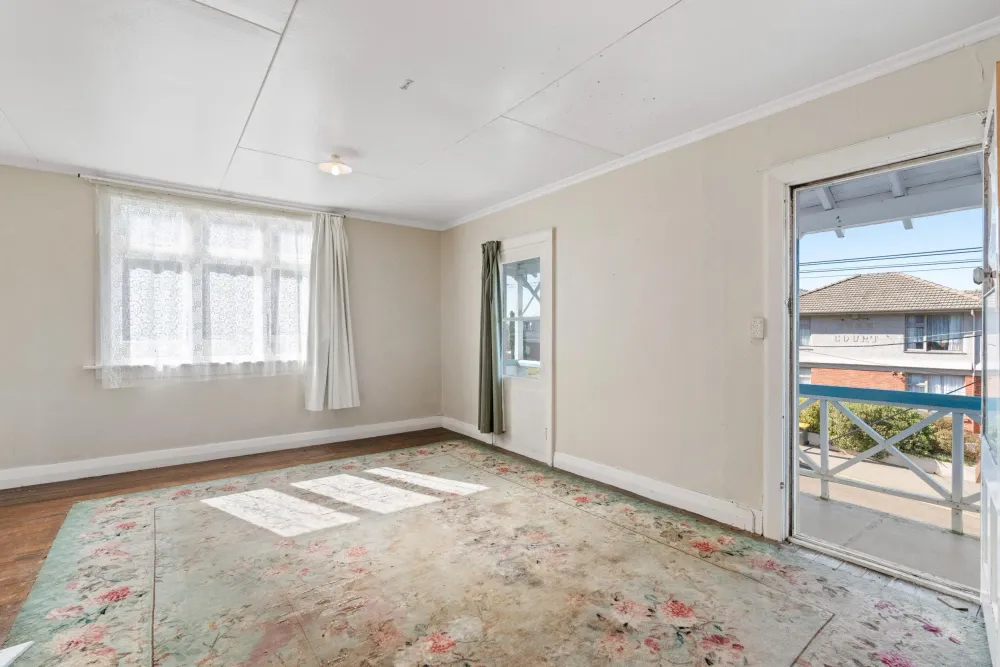 Photos of 359 York Place
