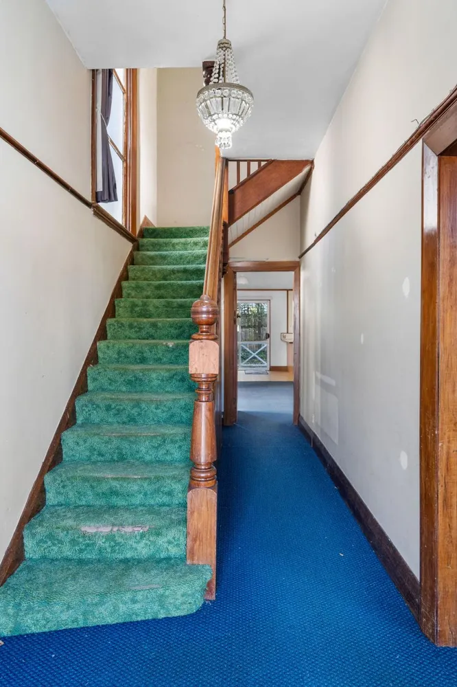 Photos of 359 York Place