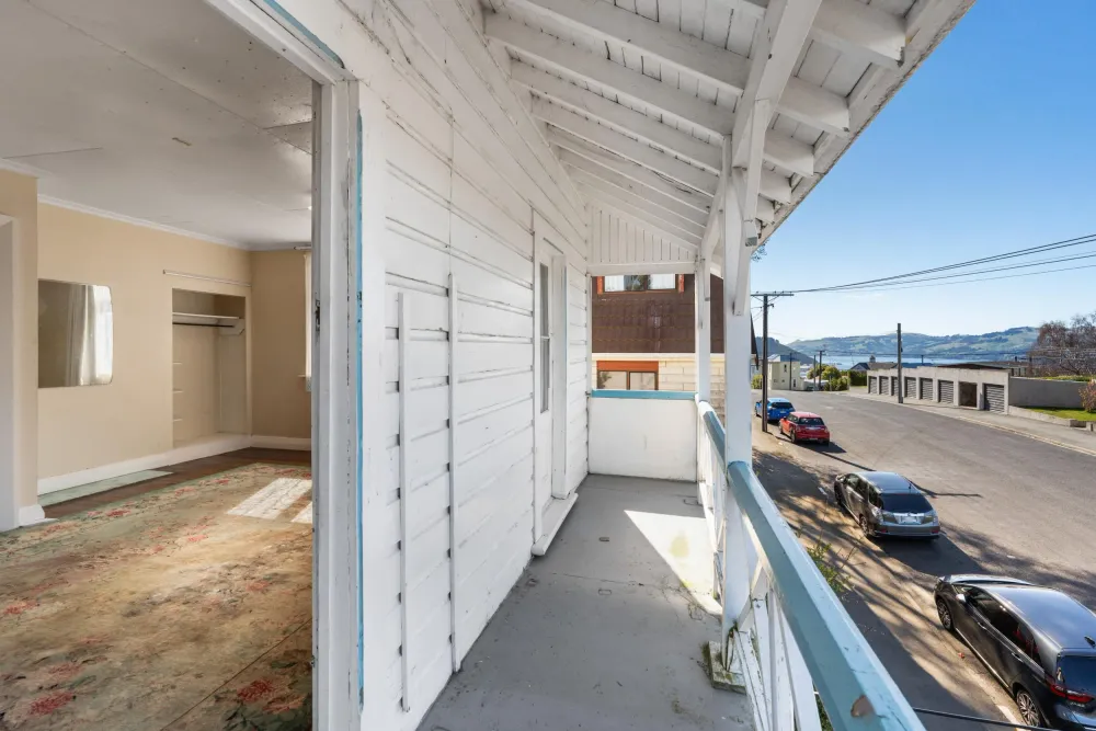 Photos of 359 York Place