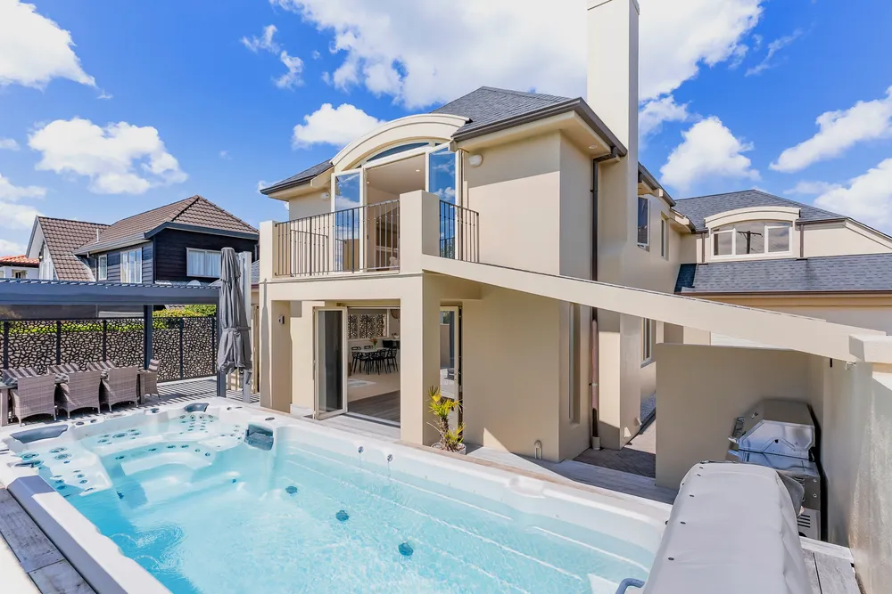 Photos of 31a Rawhitiroa Road