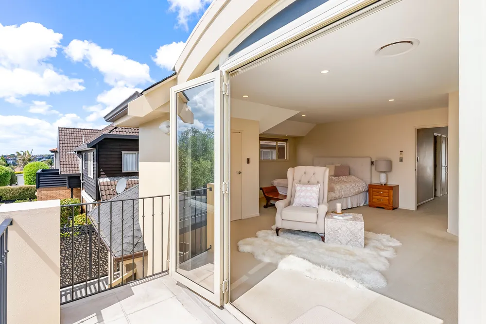 Photos of 31a Rawhitiroa Road