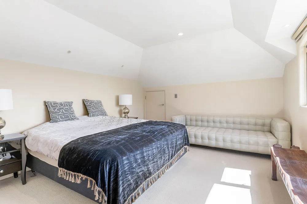 Photos of 31a Rawhitiroa Road