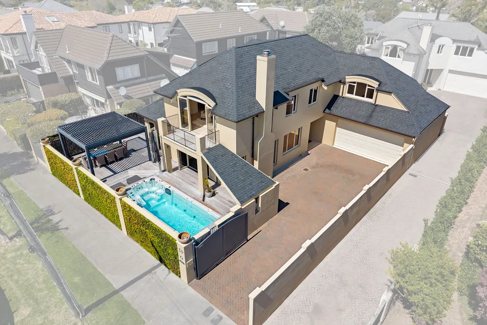 Photos of 31a Rawhitiroa Road