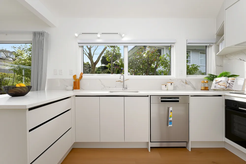 Photos of 8 Nicholson Place