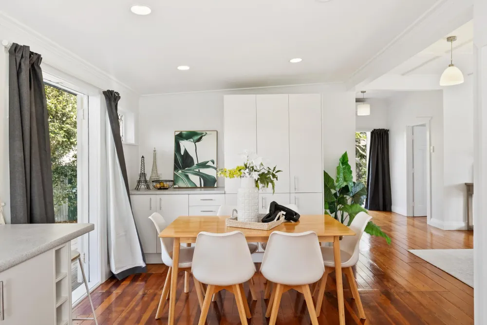 Photos of 10A Wairau Avenue