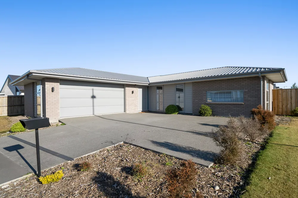 Photos of 50 Marcoola Drive