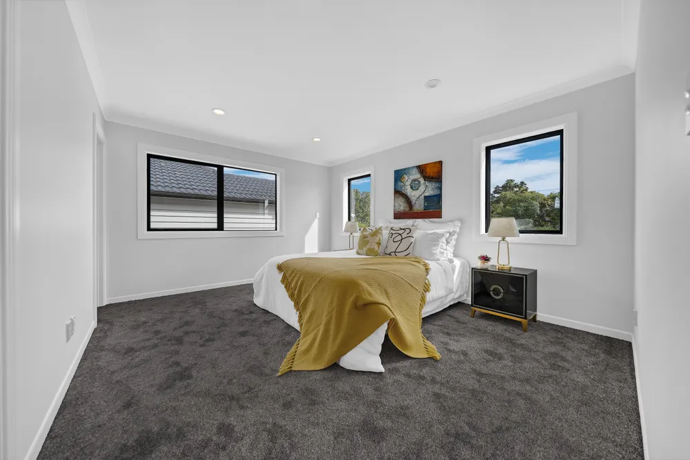 Photos of 271 Flat Bush School Road