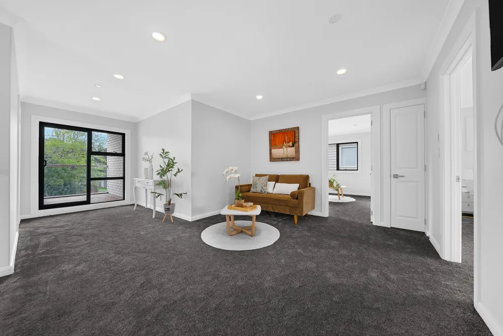 Photos of 271 Flat Bush School Road