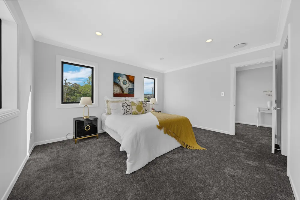 Photos of 271 Flat Bush School Road