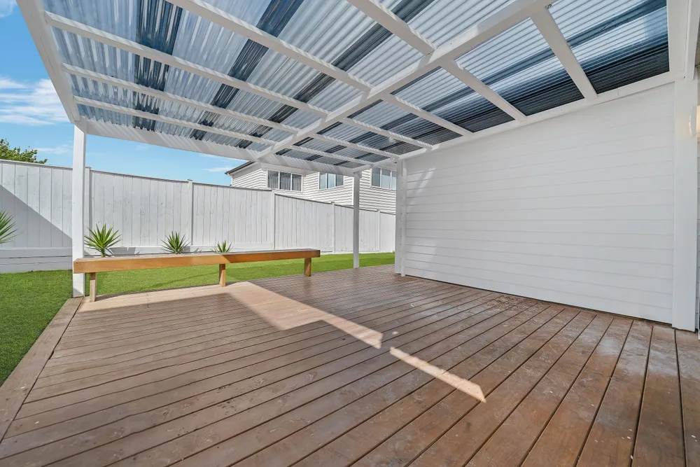 Photos of 271 Flat Bush School Road