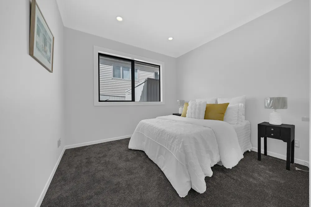 Photos of 271 Flat Bush School Road