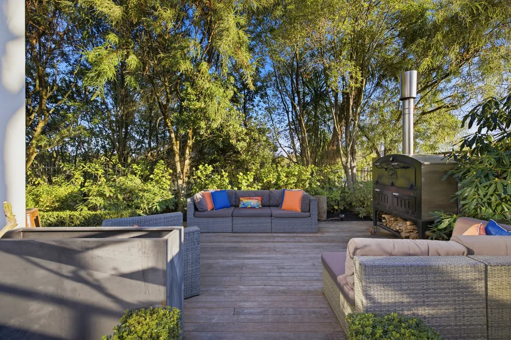 Photos of 9 Glen Oaks Drive