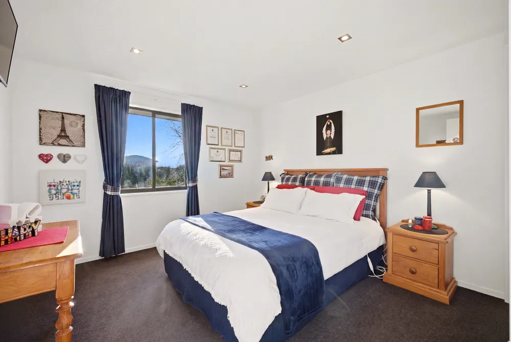 Photos of 9 Glen Oaks Drive